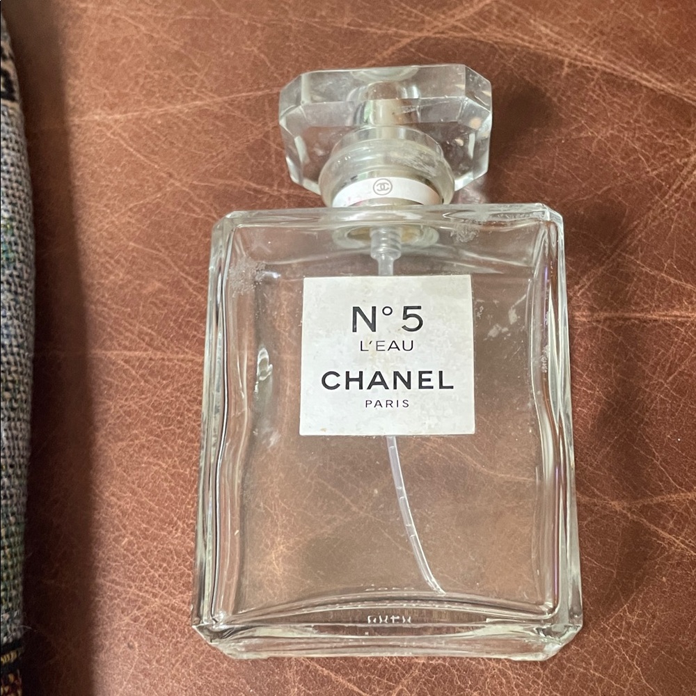 CHANEL N°5 L'Eau - Transparent Elegance EMPTY BOTTLE